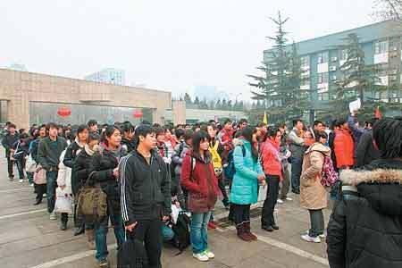 �c���M����һ�