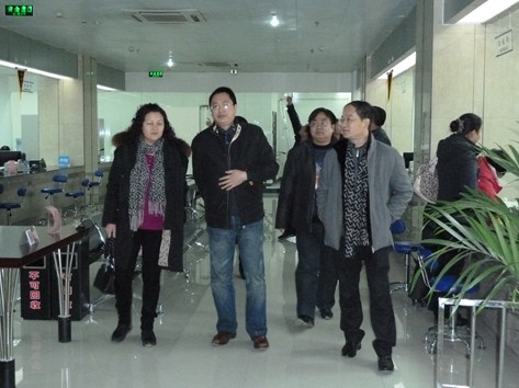 �F�(y��ng)������(w��)����(w��)����һ�е����ݿ��죨�D��