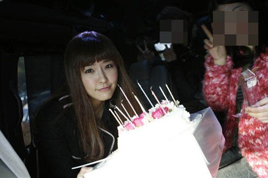 韓星鄭柔美公開生日照 長發飄逸清純美麗