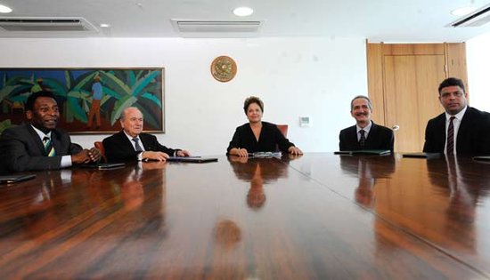 羅納爾多誓從政 2014年世界杯后競選足協主席