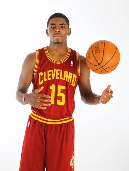 �پW����񣺚W���i��������� С�̿;Ӵ�ϯ