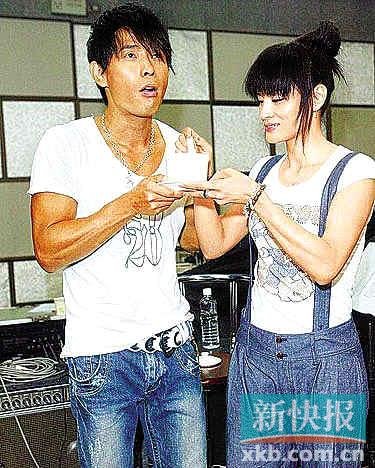 �_(t��i)ý���SƷԴ��Ů�W(xu��)���_�� �����ѽ�(j��ng)����x��