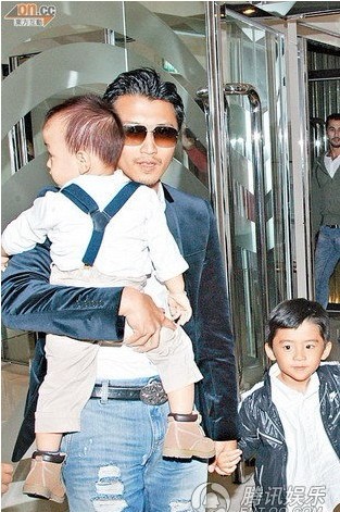 組圖:謝霆鋒謝傳媒當兒子保鏢 劉青云怕爆破戲