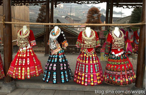 ����ǧ����կ���h(yu��n)�x���� ��֪��Ϧ�Ǻ�Ϧ(�D)