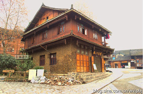 ����ǧ����կ���h(yu��n)�x���� ��֪��Ϧ�Ǻ�Ϧ(�D)