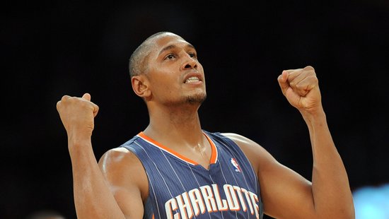 馬刺正式簽約迪奧 法國魔術師將輔佐鄧肯帕克