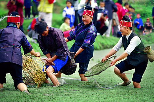 2012苗族姊妹節(jié)4月5日在臺(tái)江拉開(kāi)序幕(組圖)