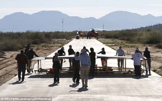 12�q�����갢�D�_-�ߠ�����_Ҳ���c�˼��w�C(j��)���O(sh��)Ӌ(j��)������������(j��ng)�A��һ�����w�C(j��)��ِ