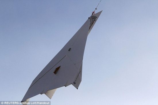 ���_(d��)��4000Ӣ��(�s��1219��)�ĸ߶Ⱥ󣬼��w�C(j��)�_ʼ̎Ů��