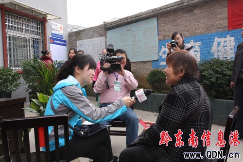 ������F��̤���С��P��:�����Ҹ����C����