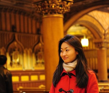 網(wǎng)友曝敬一丹老公億萬身家:副廳級(jí)官員下海經(jīng)商