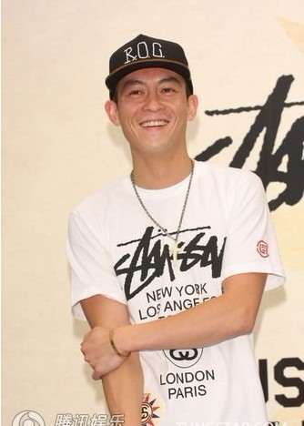 組圖:陳冠希宣布全面復出 難忘舊愛稱“想她”