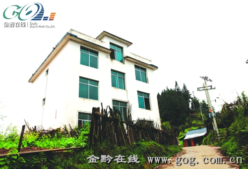 李春燕:天使在“第九世界”(組圖)