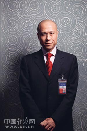 卜蜂蓮花執董謝國民退休 陳耀昌繼任執董