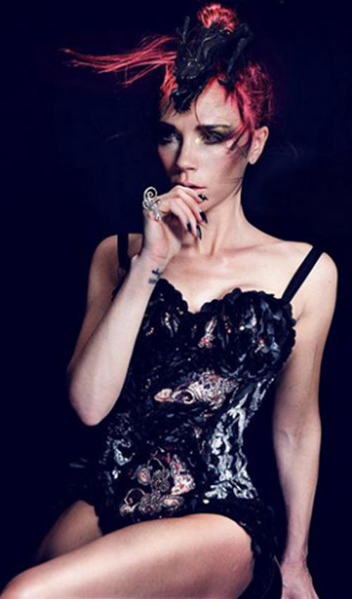 辣妹著華麗內衣骨瘦如柴 遭嘲笑(圖)