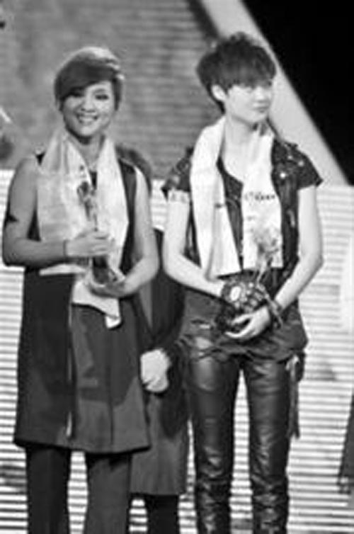 ����ܹP���������ͬ�_ �����y�����H��(�D)