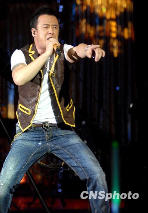 楊坤公開批檀冰過河拆橋 直言此人“信不過”