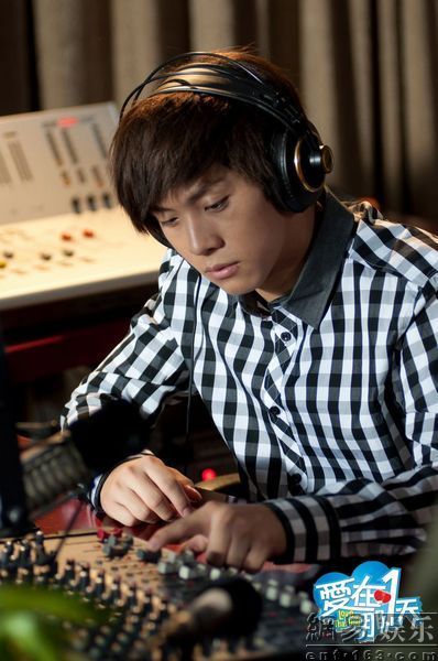 ��ˇ���ݡ���(��i)����һ�졷������(f��)�Ɨ��Ʊ�����E