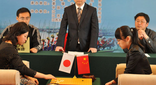 Ů�Ӈ���14�qС�������Ї��Z�� �n���u��|��