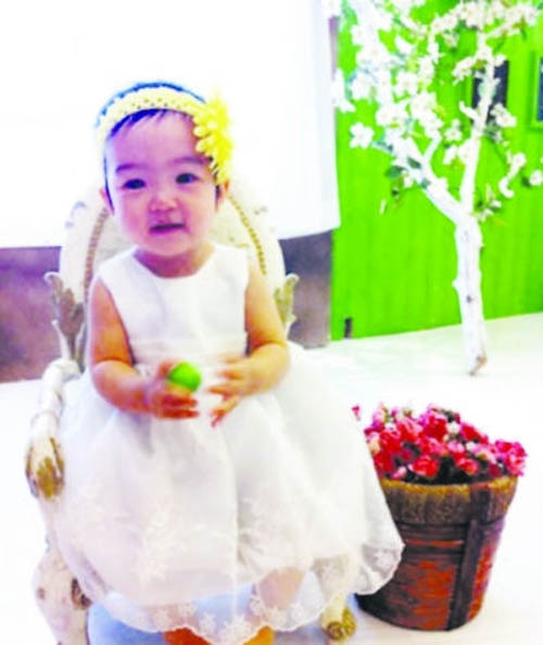 張嘉譯2歲女兒私房照曝光 稱下輩子為女兒活