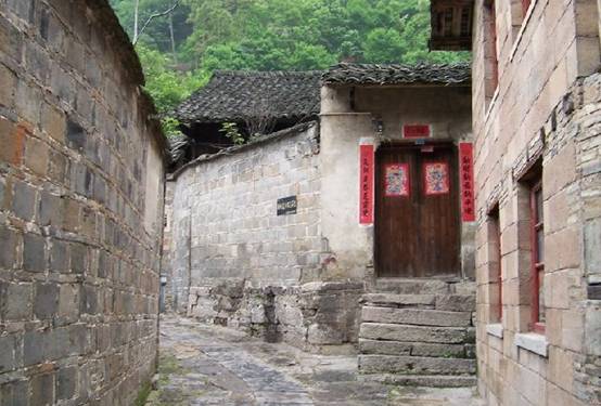 重溫泰坦尼克經典 懷舊千年古鎮鎮遠(圖)