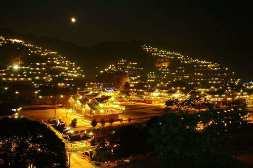 �c���M����һ�