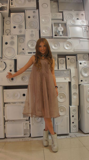 AJ張杰胡靈攜鄔禎琳成都時尚Show 人氣爆棚