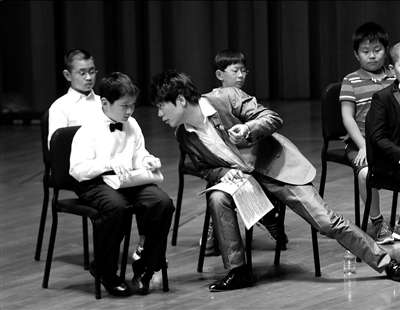 �c���M����һ�