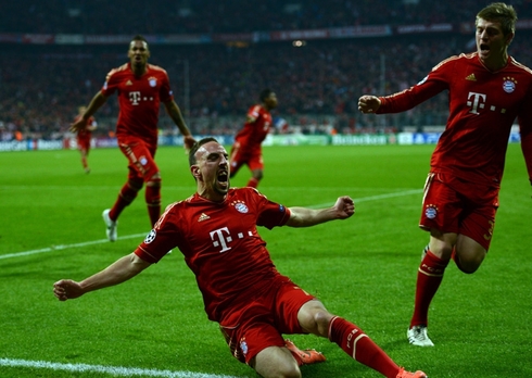 歐冠-里貝里厄齊爾破門戈麥斯絕殺 拜仁2-1皇馬