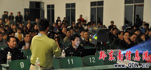 �����������c(di��n)��I(y��)�e�k���ͽ�ͨ��ȫ��Ӗ(x��n)�v��