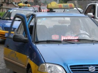 ȫ��(gu��)�߿��� ���ӿh����(d��ng)80�v���M(f��i)����܇�I(xi��n)���߿�