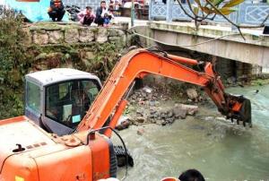 ��h��������ӭ�������D��