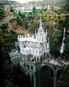 ���炐�ȁ�Las Lajas���� ̫���ˡ���������Mһ��ɽ����С�İl�Fɽ�в����@��һ����������������