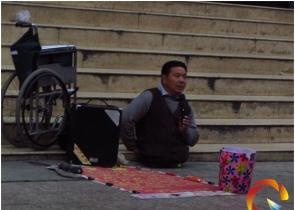 ��ӑ�ֶ�֮���g������