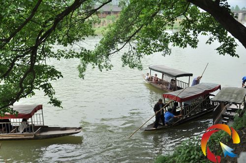 �Dһ�����Ž�����Ⱥ�L���^�˴����^���ο͡�