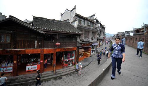 �P�˹ųǱ��T�ֵ�