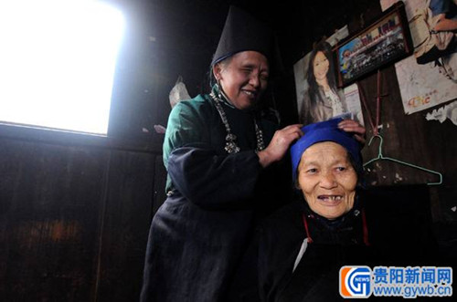 ��​��������ĸ�H����ñ�ӡ�