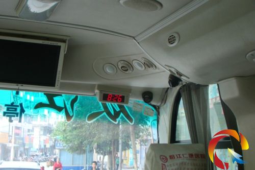 客車裝上了“電子眼”