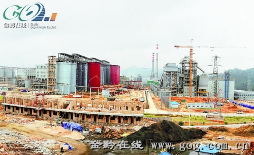 作為凱麻同城化的重要支點,凱里爐山工業(yè)園區(qū)內(nèi)貴州其亞鋁業(yè)有限公司正加緊擴(kuò)建