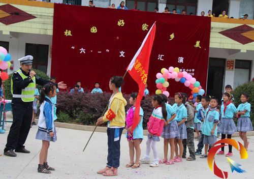 ��ͨ����ָ���ͅ��c��ͬ�W���Ĺ�Ŀ��ȥ