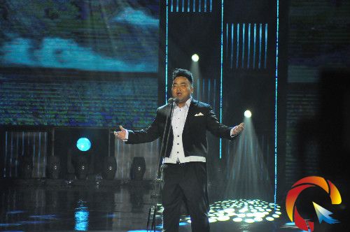 圖為舞臺上的楊代潤