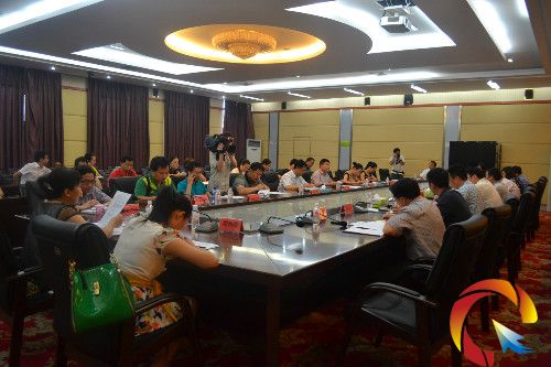 ǭ�|���ݡ�һ��һ�����I�乤���F���{�ȕ��F��