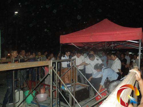 從江縣食藥監部門查獲的違法產品“六合通脈納米磁能褲”