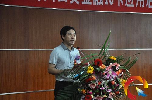 ��ί����(sh��)ӛ���A����ϯ����(d��ng)�xʽ���vԒ