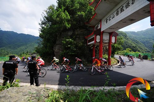 ;��(j��ng)�׹�ɽ������Ȼ���o�^(q��)���T