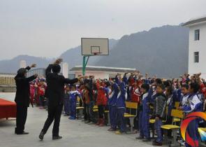 ���L����С�WУ�L�����f����