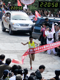 ����һ��  �S����  �z