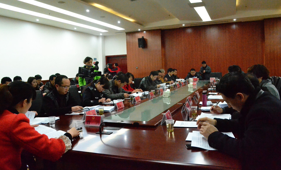 ����h����F