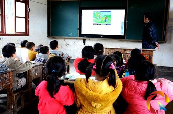 錦屏“班班通”實現全覆蓋