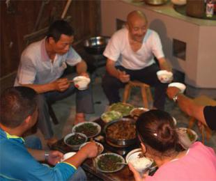 ���M�D���\���Ĵ�ͬ�Ð�(��i)�Ͼ��� �ж�ӭ���(y��ng)